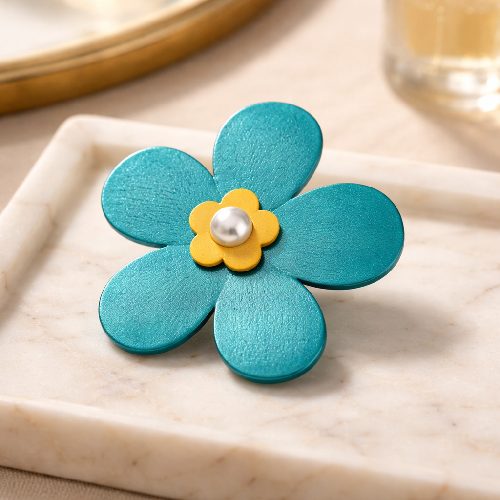 Flower Brooch in Bloom 🎨(Turquoise/Yellow)