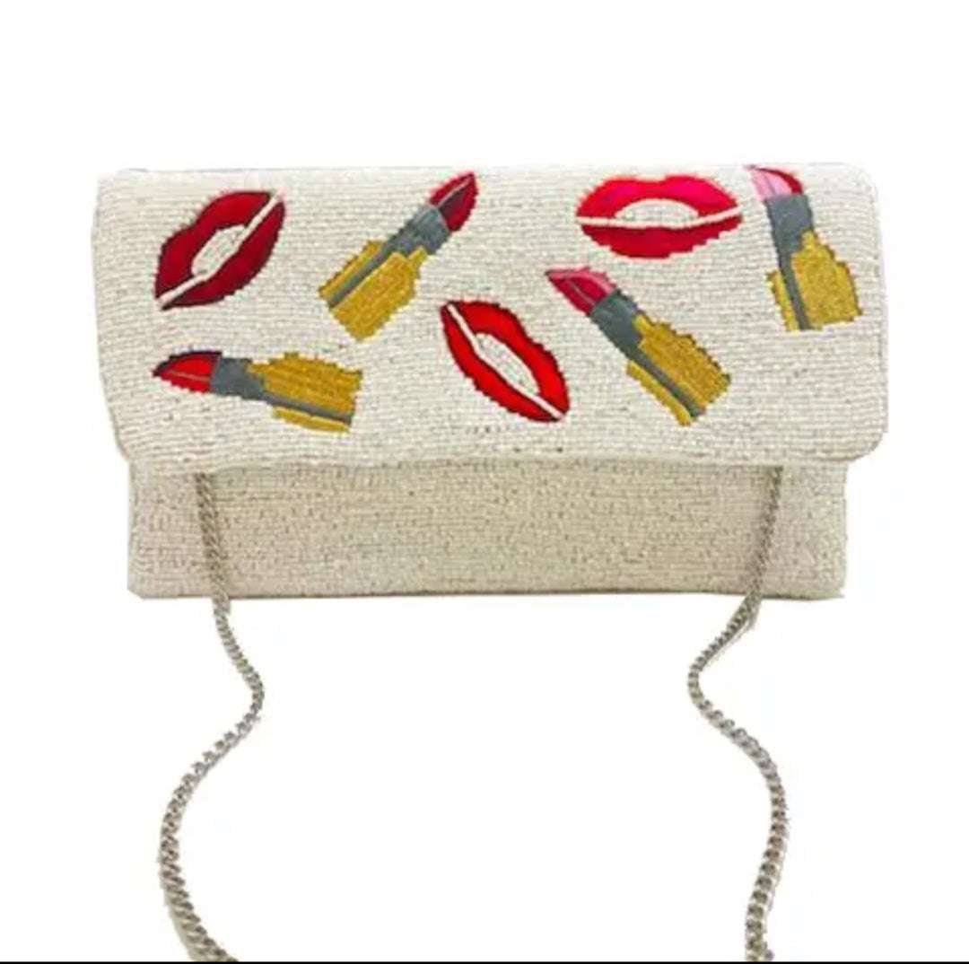 Gimme A Kiss Clutch/Crossbody ✨
