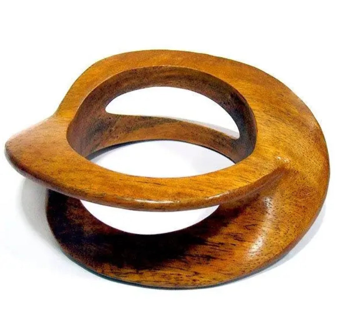 Wooden Curve Appeal ✨